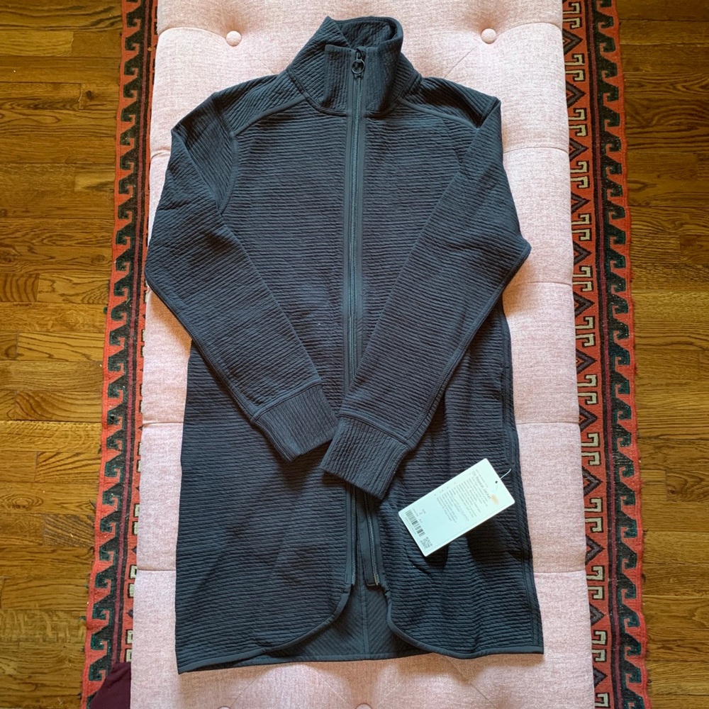 NWT* 🍋 Lululemon on repeat jacket